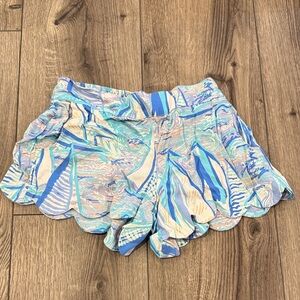 Lilly Pulitzer High Waist Blue and Cream Patterned Shorts